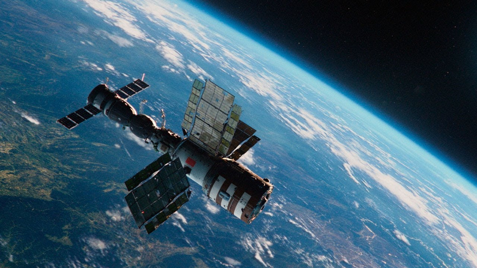 Спутник в качестве. Орбитальная станция салют-7. Орбитальная Космическая станция салют-1. Салют-6 орбитальная станция.