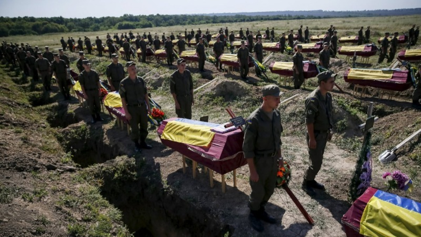 По официальным данным на украине погибло