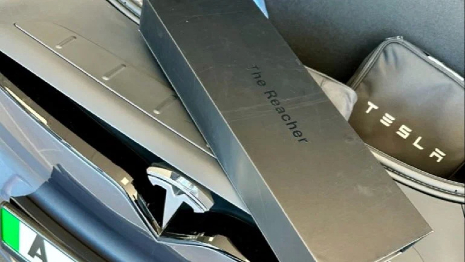 Палка хваталка от Tesla