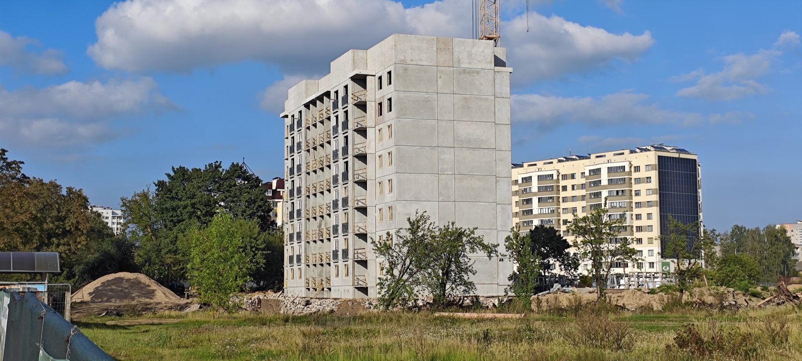 Дома по улице Дзержинского в Гродно напротив хлебокомбината