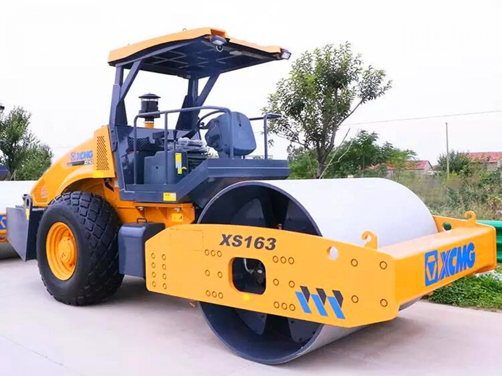 Каток дорожный