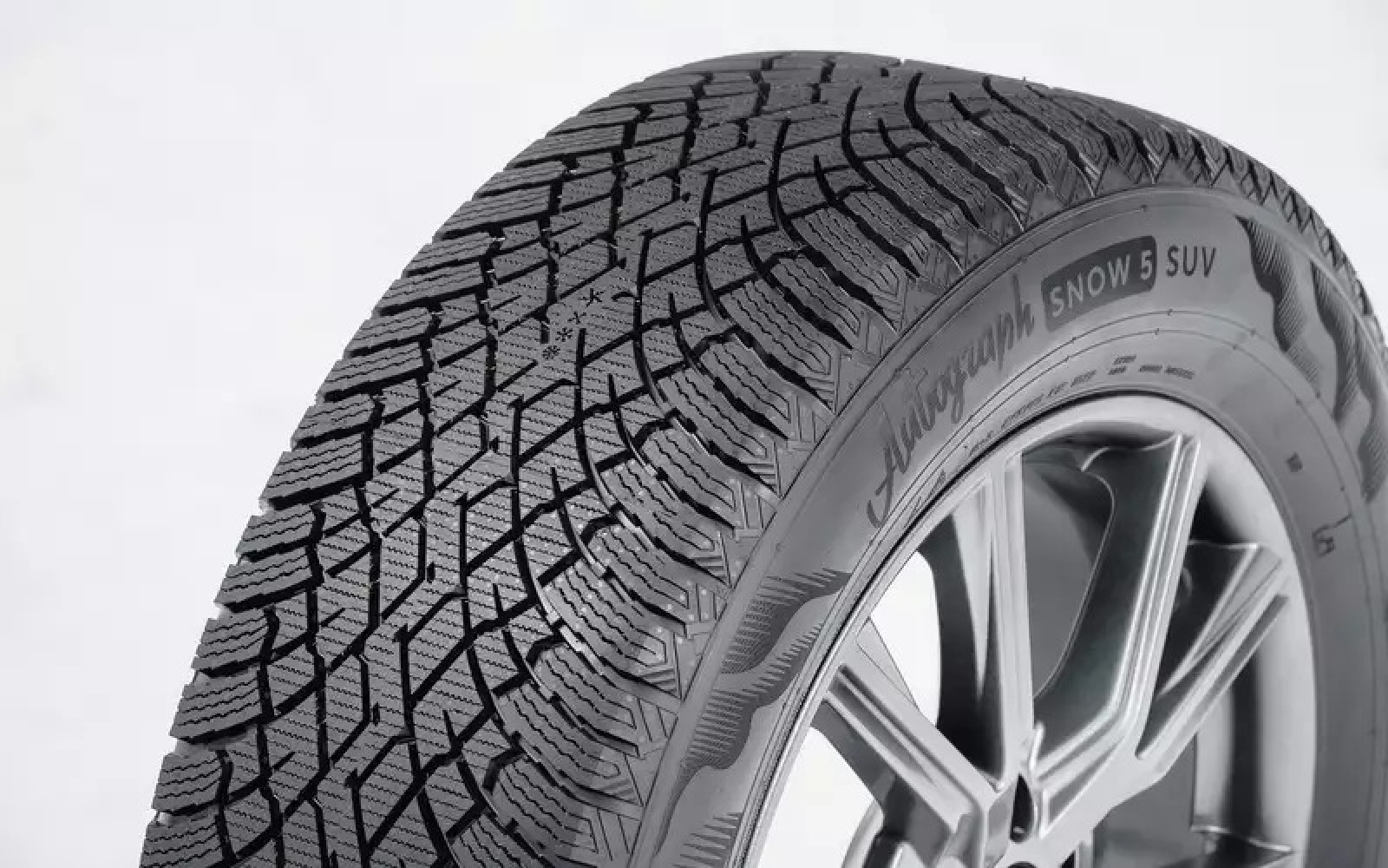 Зимние шины Autograph Snow 5