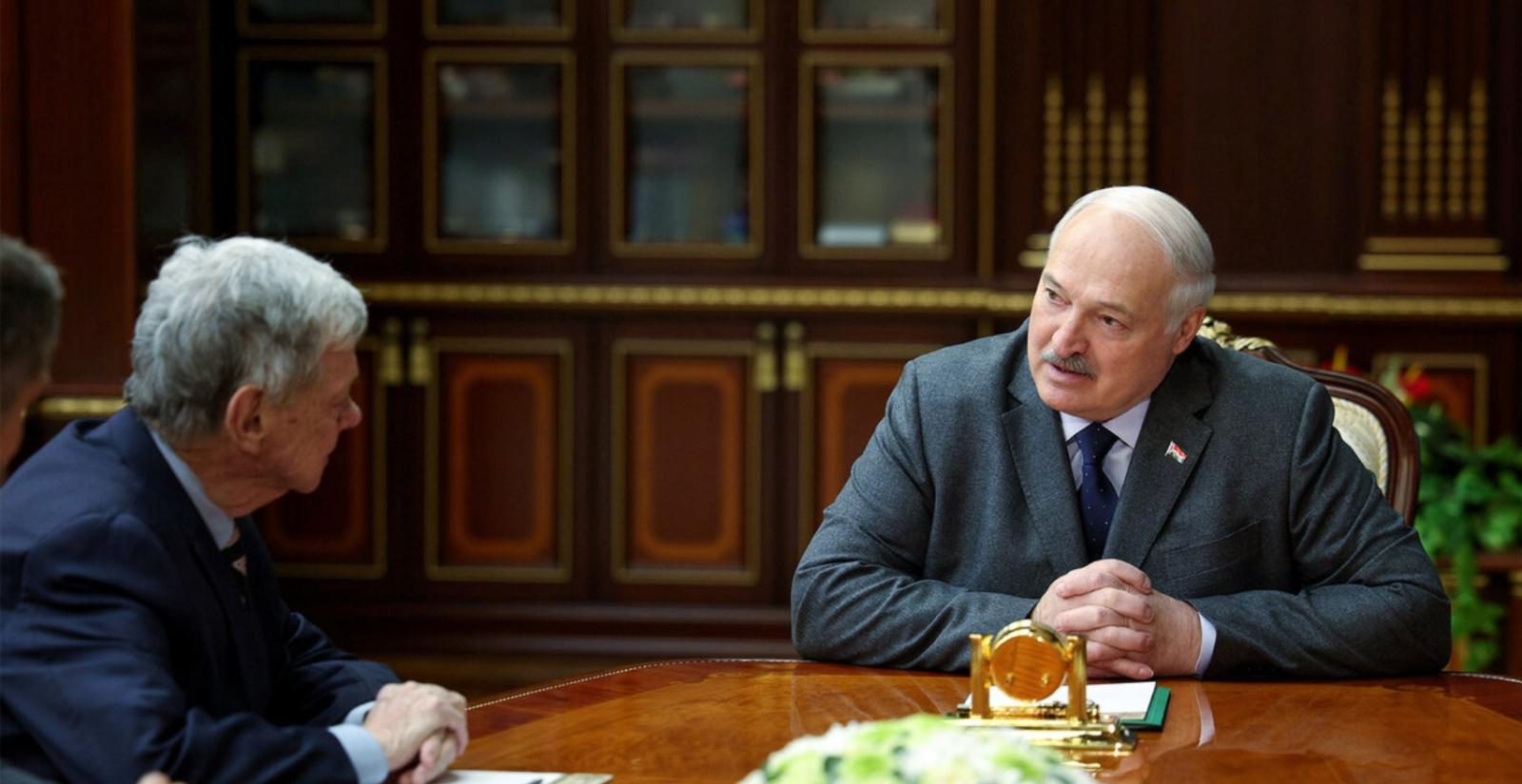 Александр Лукашенко и Джон Коул / Источник https://president.gov.by/ru