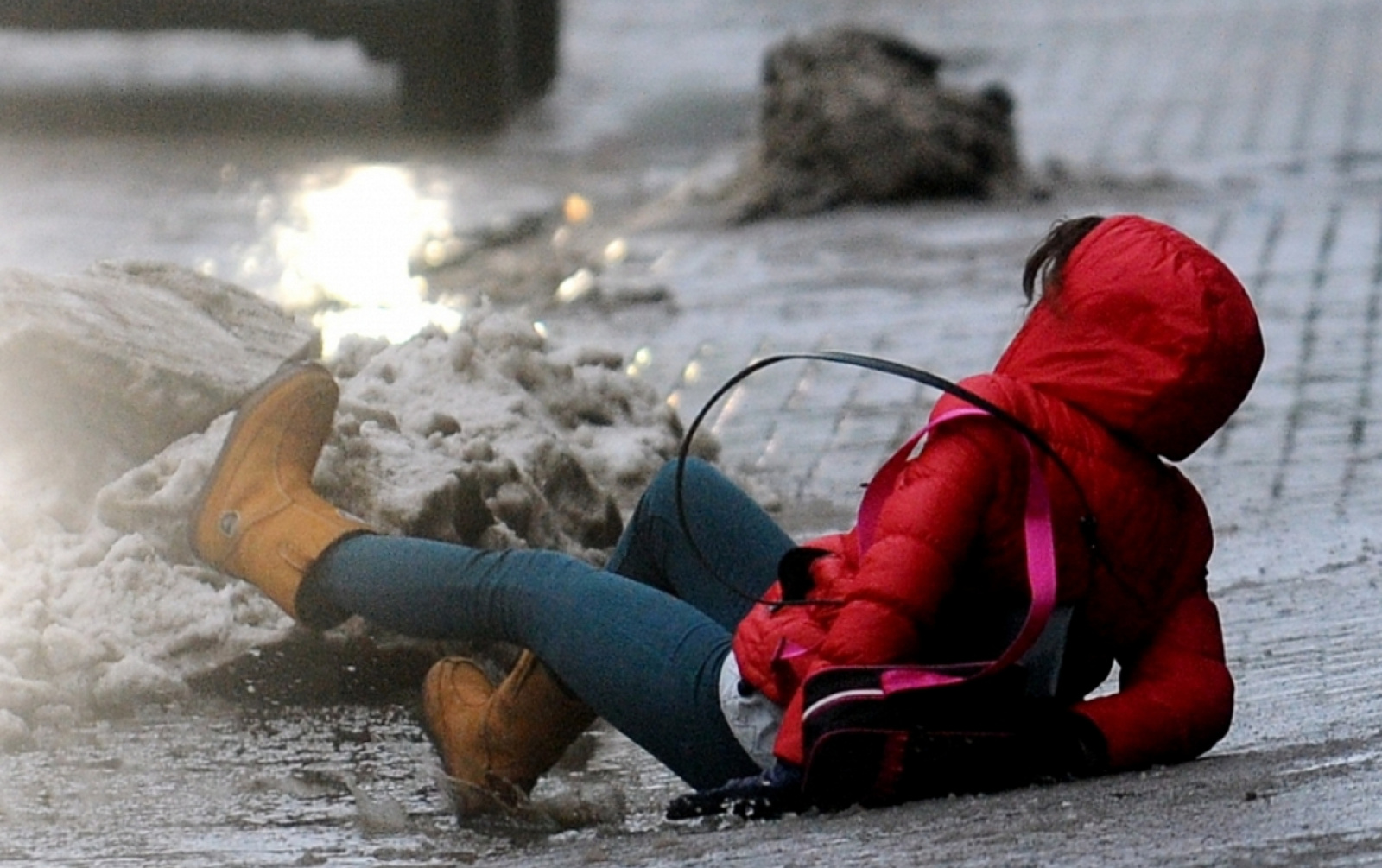 Женщина упал в гололёд / Источник: grodno24.com