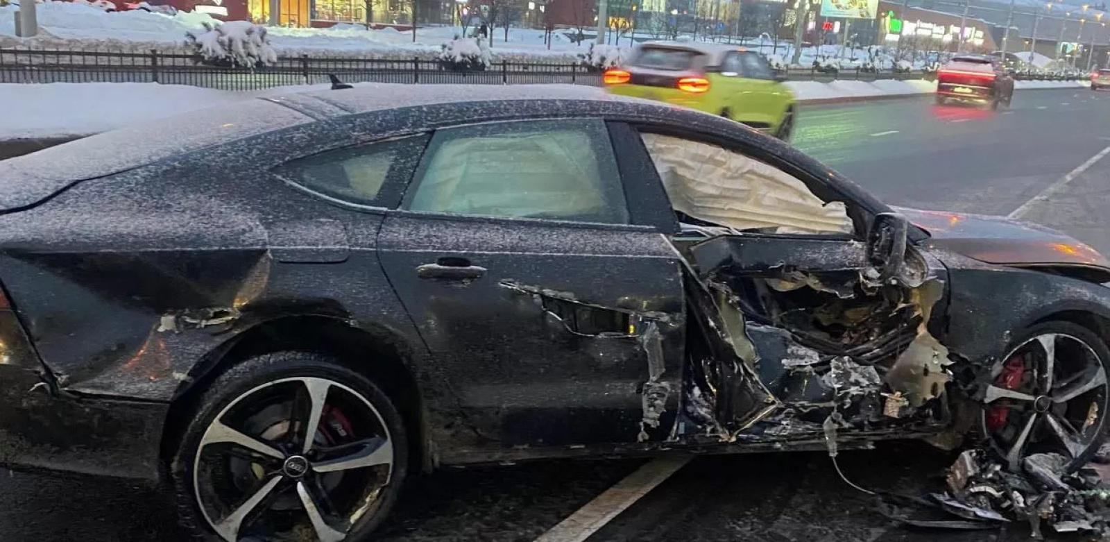 ДТП с автомобилем Audi / Источник: УГАИ ГУВД Мингорисполкома