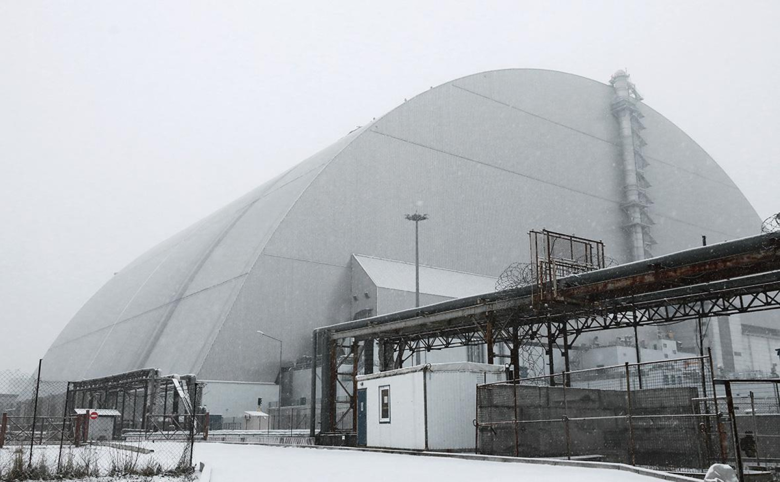 Чернобыльская АЭС зимой / Источник: rbc.ru