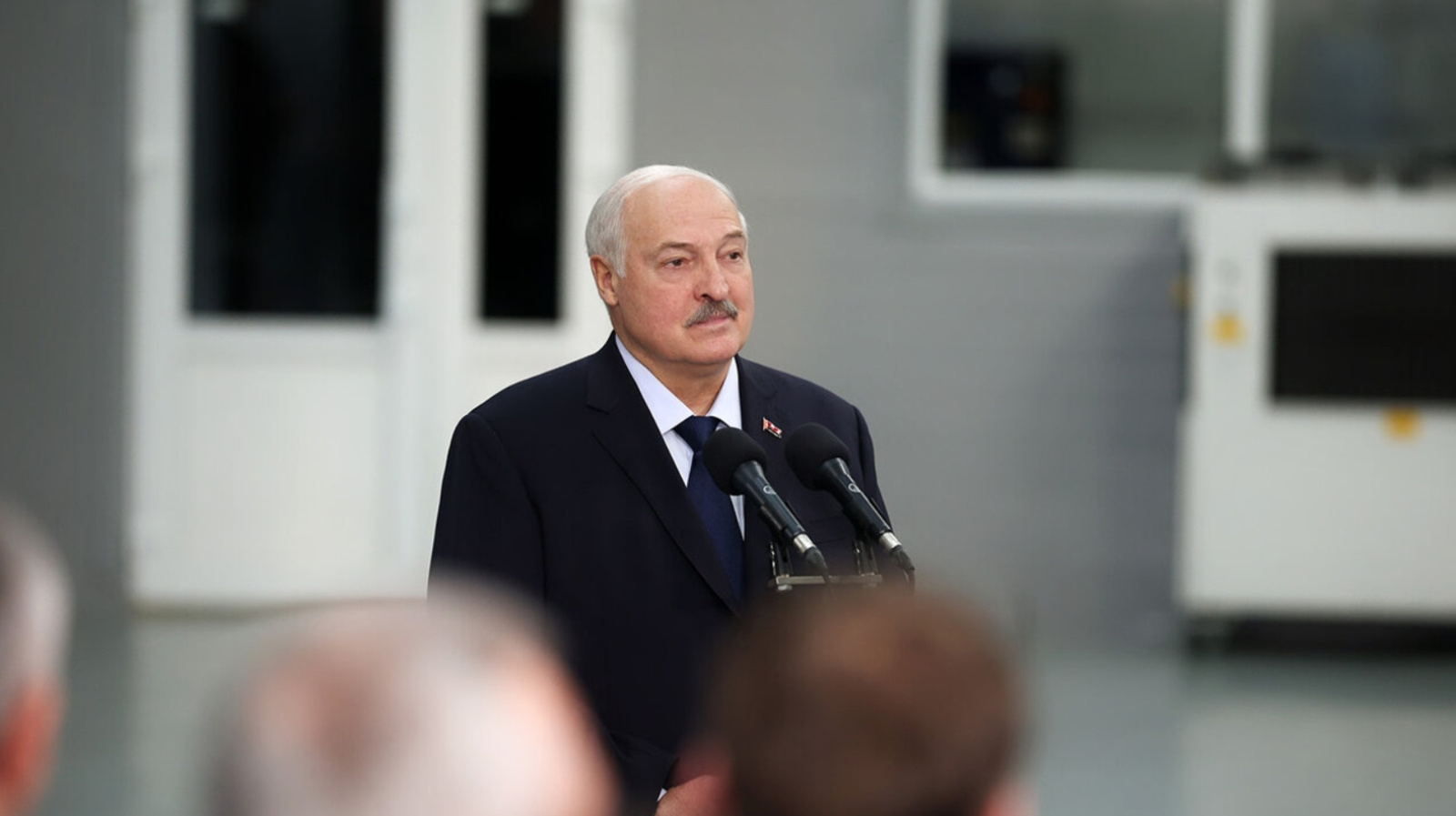 Александр Лукашенко на предприятии ОАО «Планар»