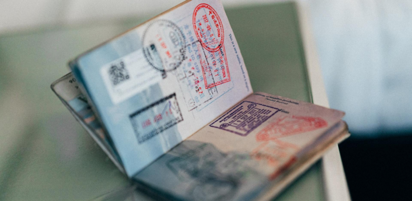 паспорт со штампами
