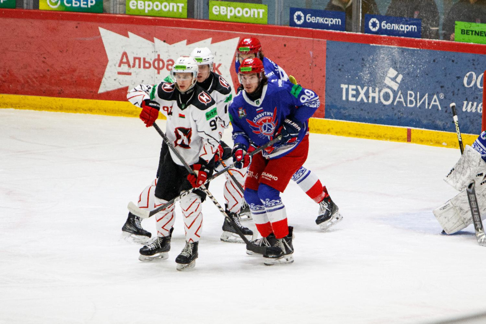 Хоккейный матч «Неман» — «Славутич»