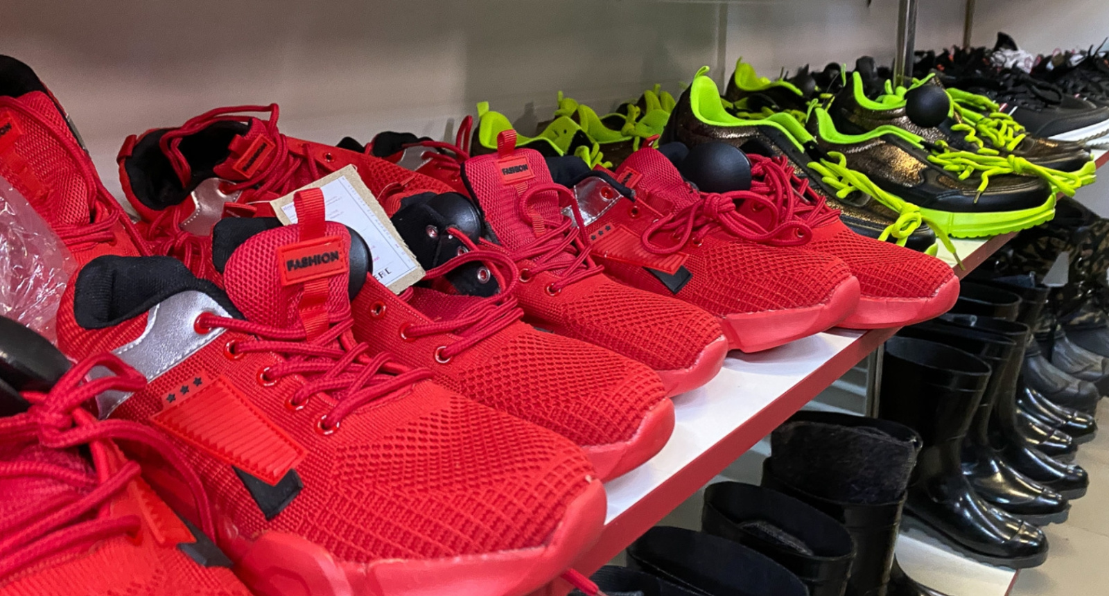 Обувной магазин