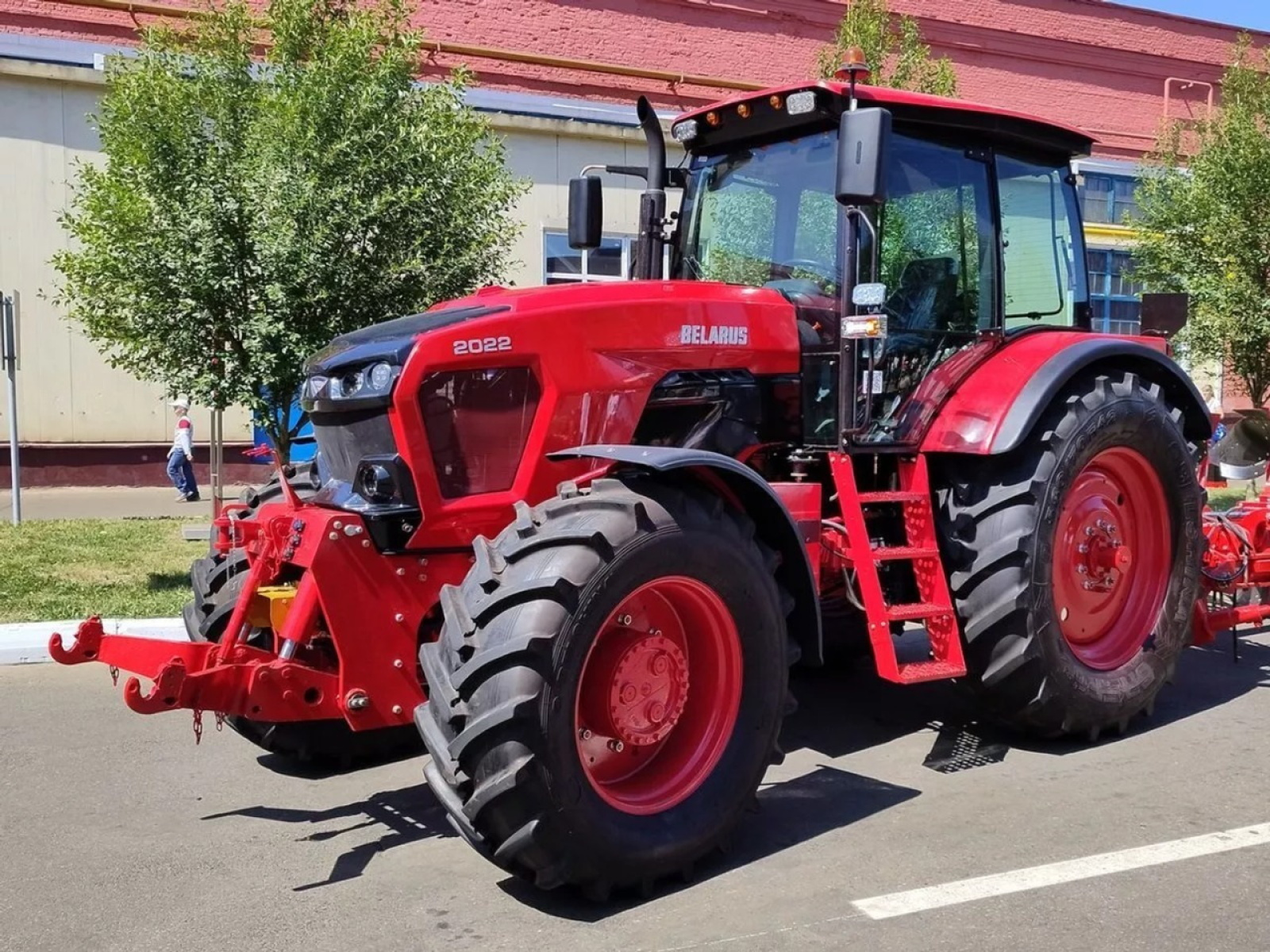 Трактор Беларус