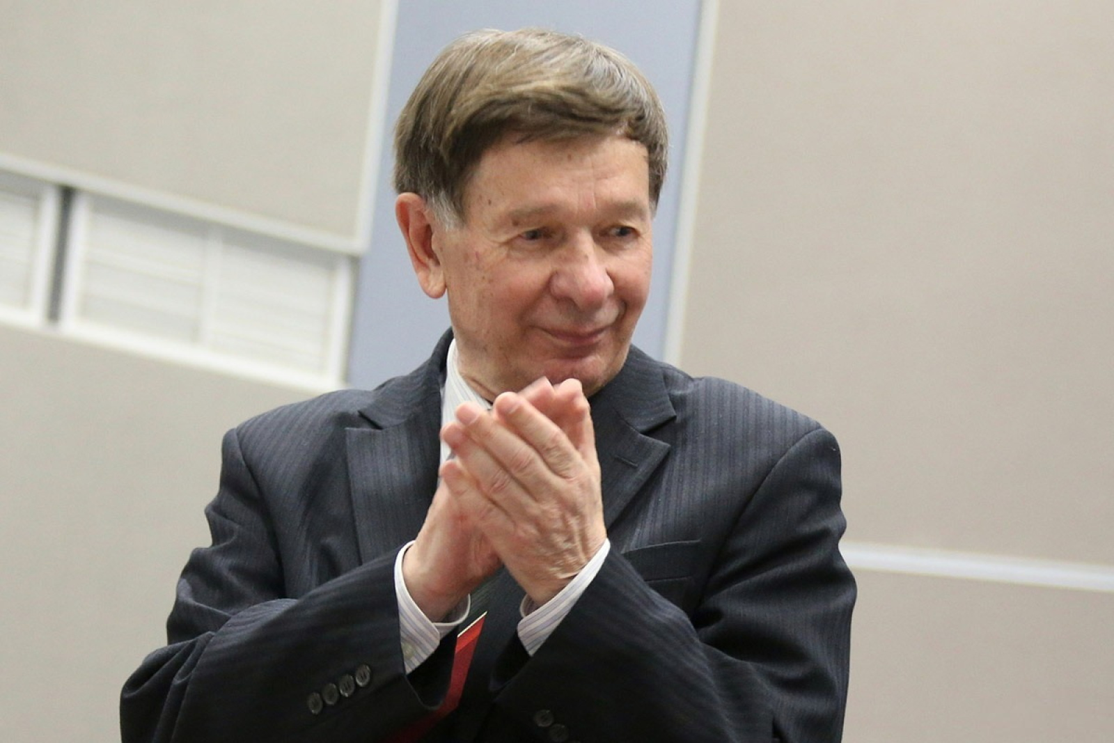 Владимир Каризна