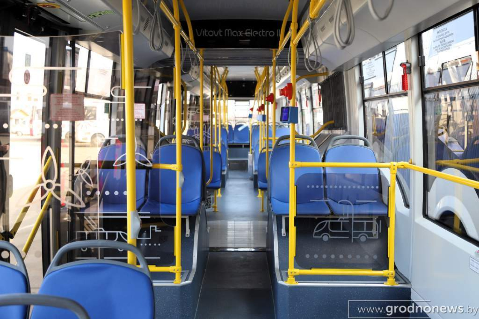 Троллейбусы 43300D серии «Витовт» и МАЗ-257