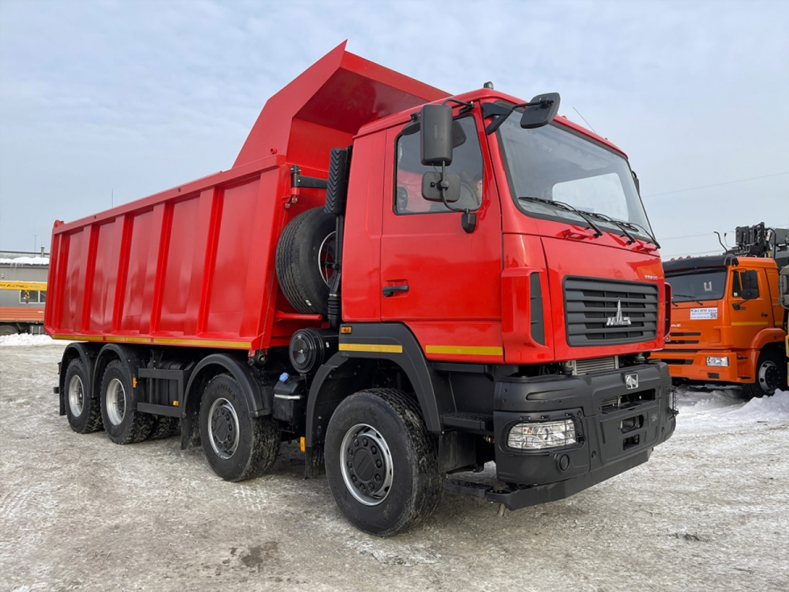 Самосвал МАЗ