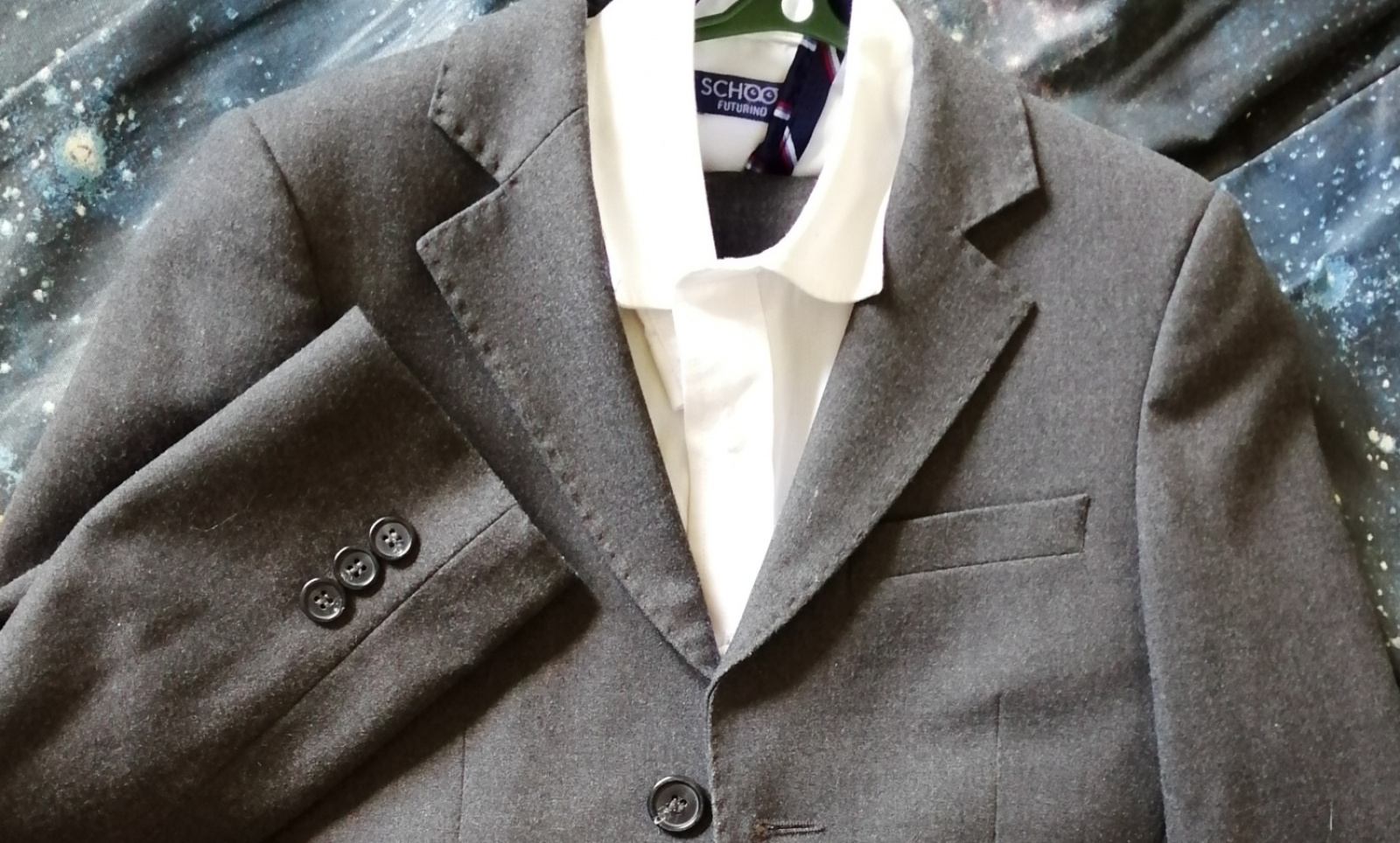 Мужской костюм