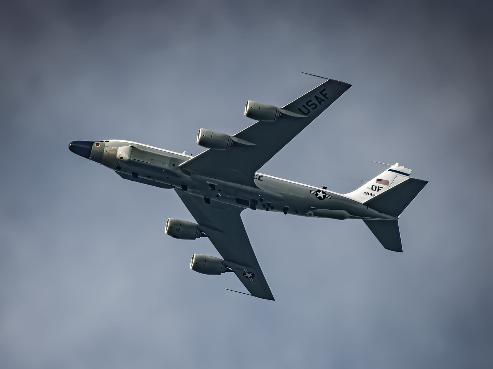 Самолёт RC-135