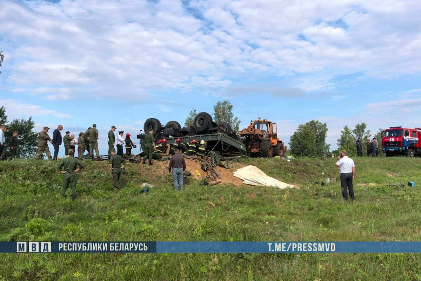 МАЗ опрокинулся под Осиповичами