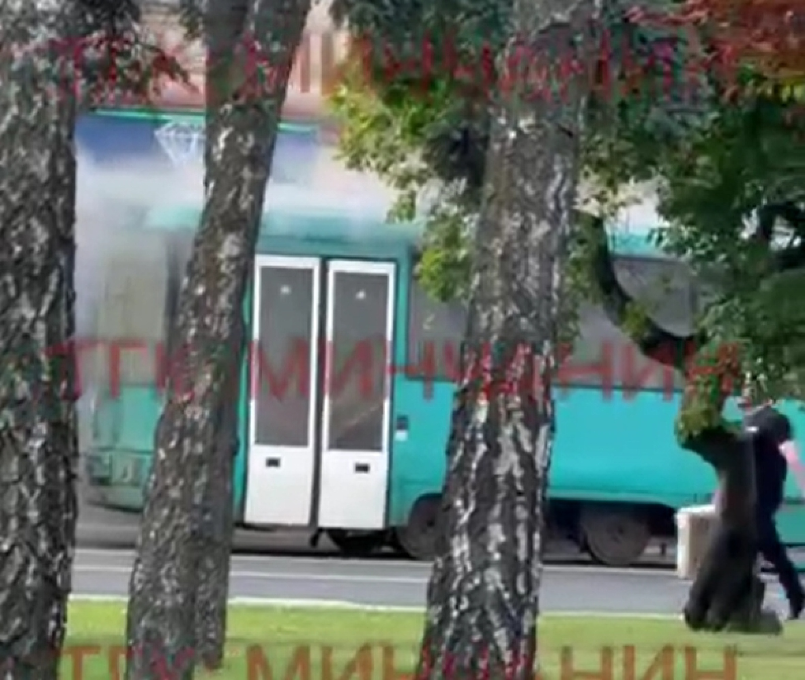 Трамвай горит в Минске
