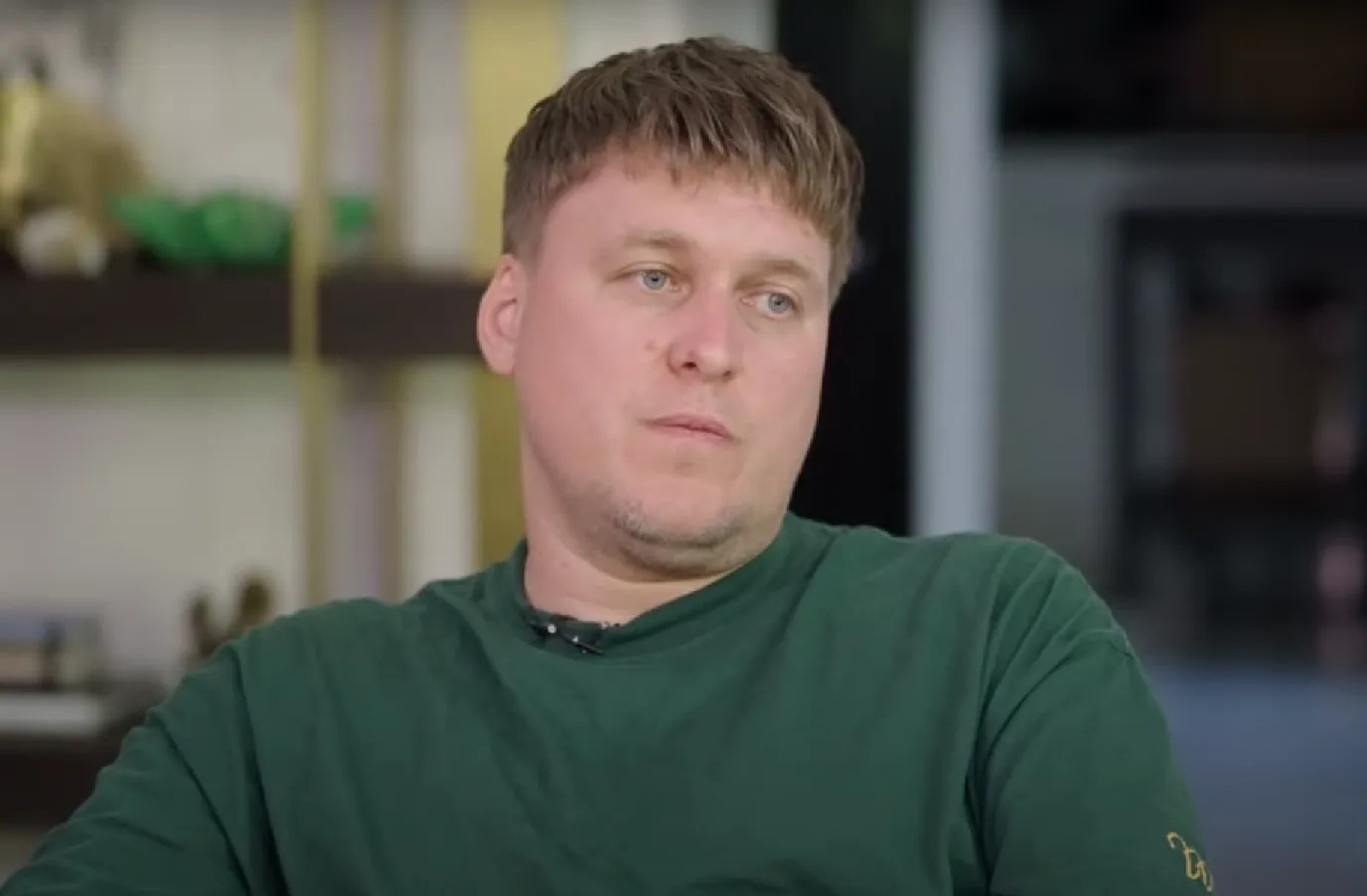 Телеведущий и стендапер Александр Незлобин