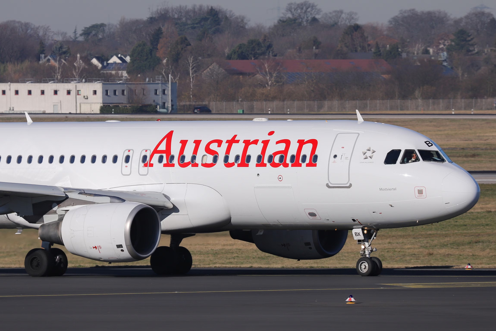 Самолет Austrian Airlines