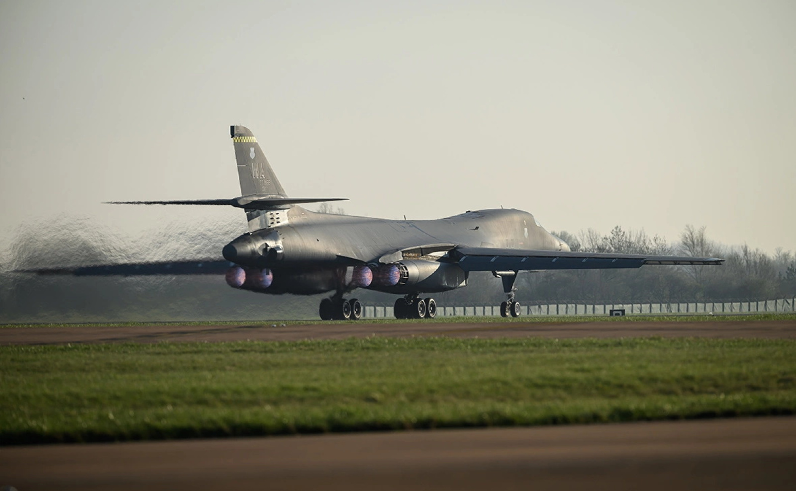Бомбардировщик B-1