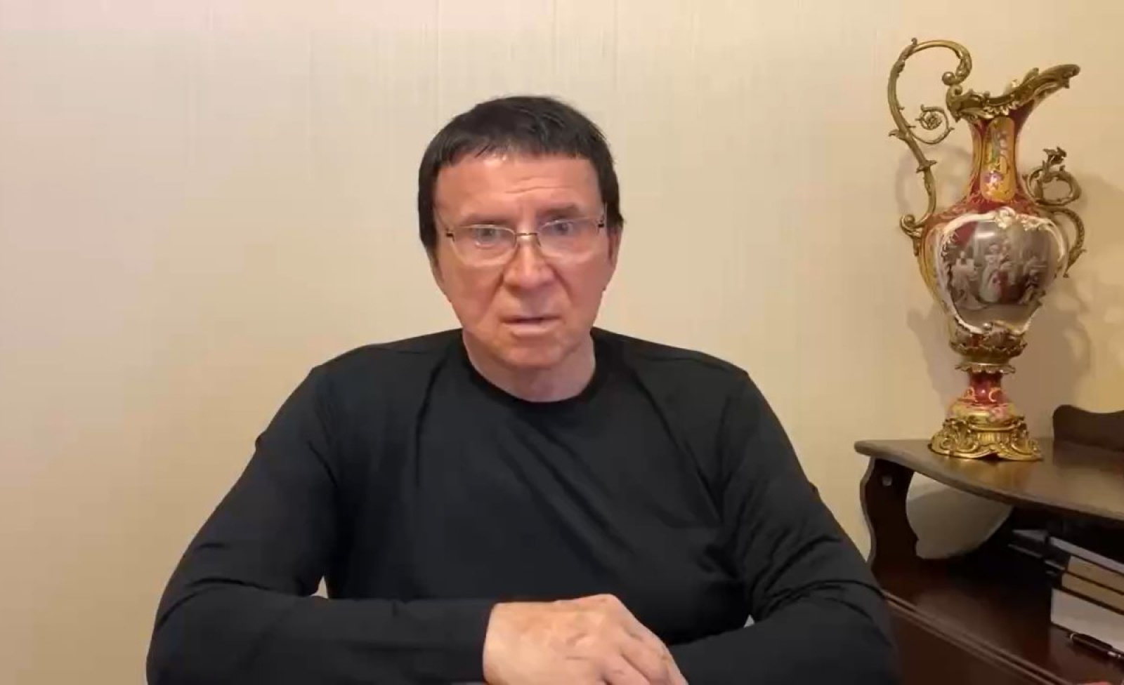 Анатолий Кашпировский