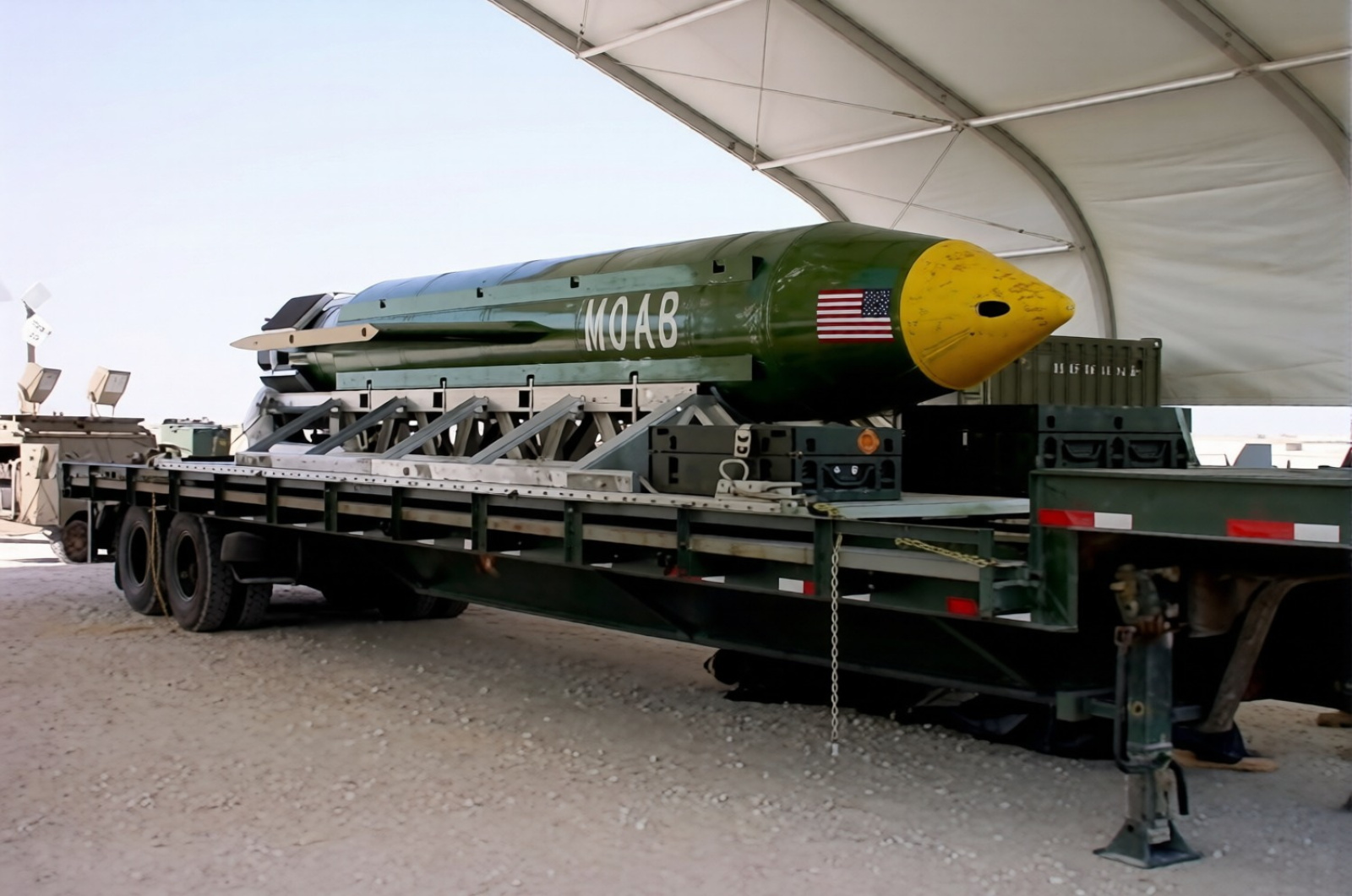 Сверхмощная фугасная авиационная бомба GBU-43/B (MOAB)